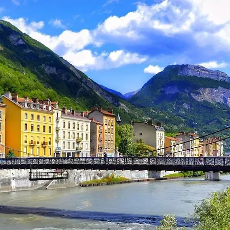 Vue Montagne A Martin D'heres *